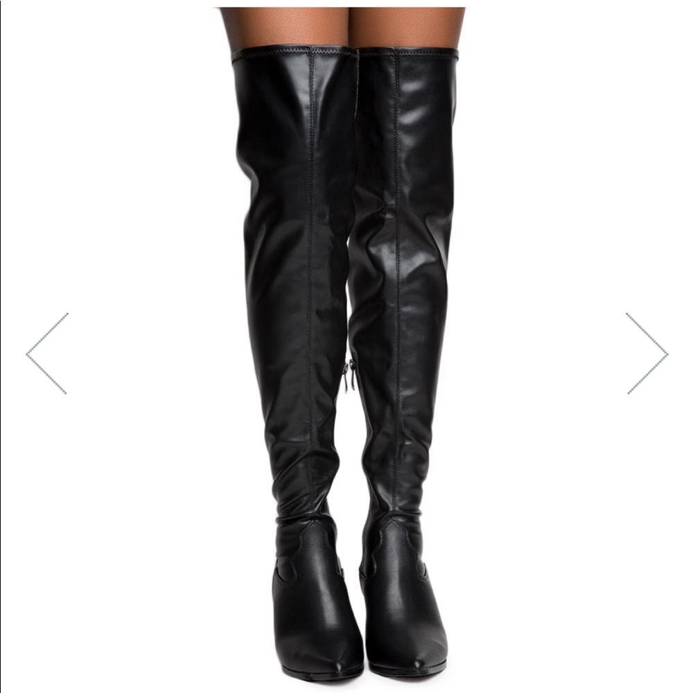 CAPE ROBBIN Kelsey-9 Women's Black Boots